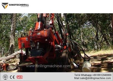 แท่นขุดเจาะแกนเจาะพื้นผิวการขุดไฮดรอลิกตีนตะขาบ BQ1400m / NQ1200m ความลึกของการเจาะ